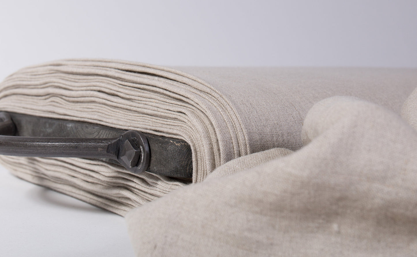 Mediumweight Natural Undyed Linen Fabric (200gsm)
