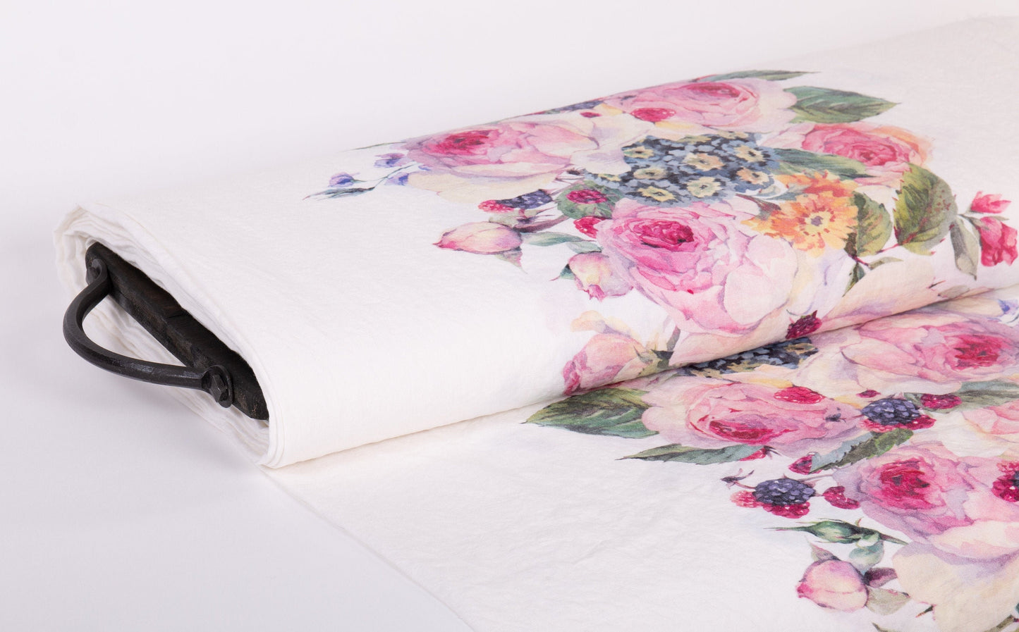 Roses, Edelweiss & Berries Print Linen Fabric