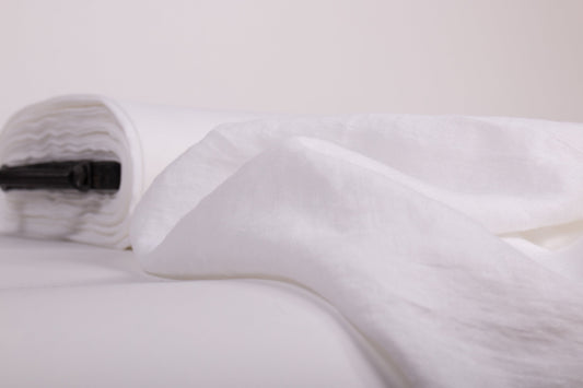 100% Lightweight Softened Linen | Stark White (135g/m²)