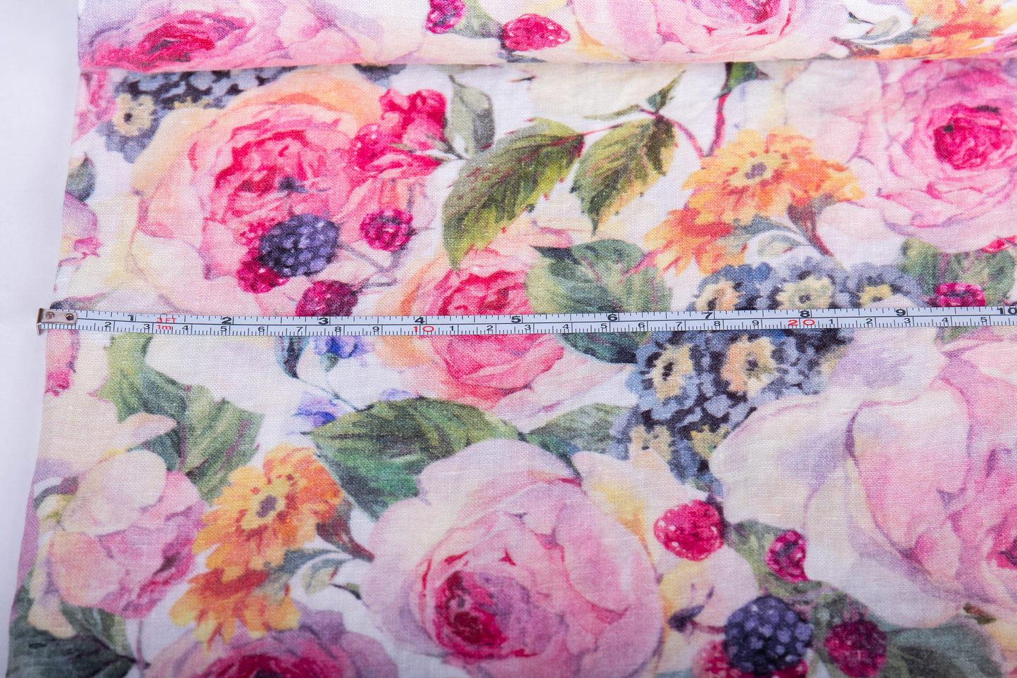 Linen Fabric Roses Edelweiss Berries | Floral Print