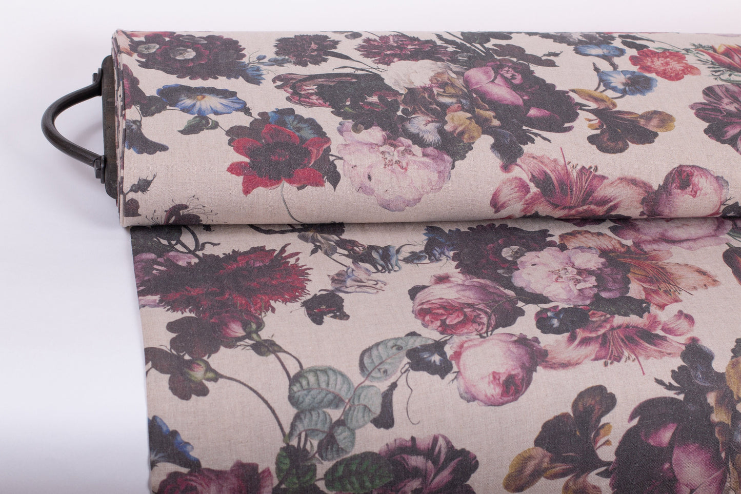 Nord Classic Linen Fabric | Dutch Floral Print